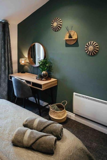 Boho Loft In Somerset - Private Parking Radstock Eksteriør billede